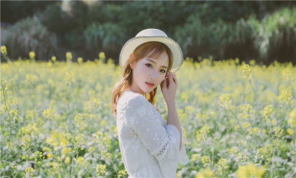 双塔标题：想找个女人帮忙生孩子的有效解决方案，助您圆梦家庭
